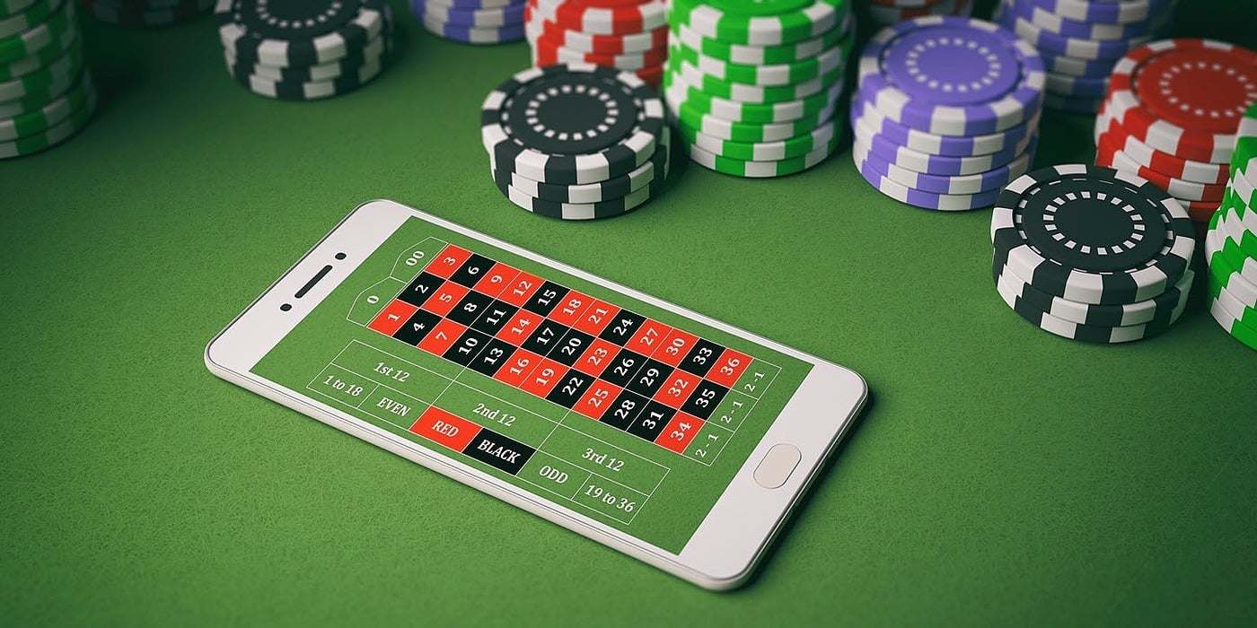 Online-Gambling-Chips-Mobile-App-Gambling-Table-1400-700